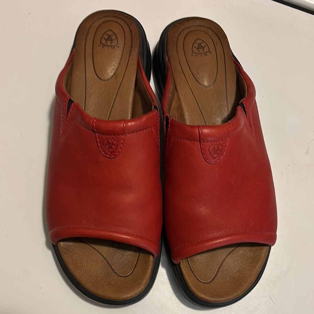 ARIAT Women's Red Leather Slide Sandals Size USA 10